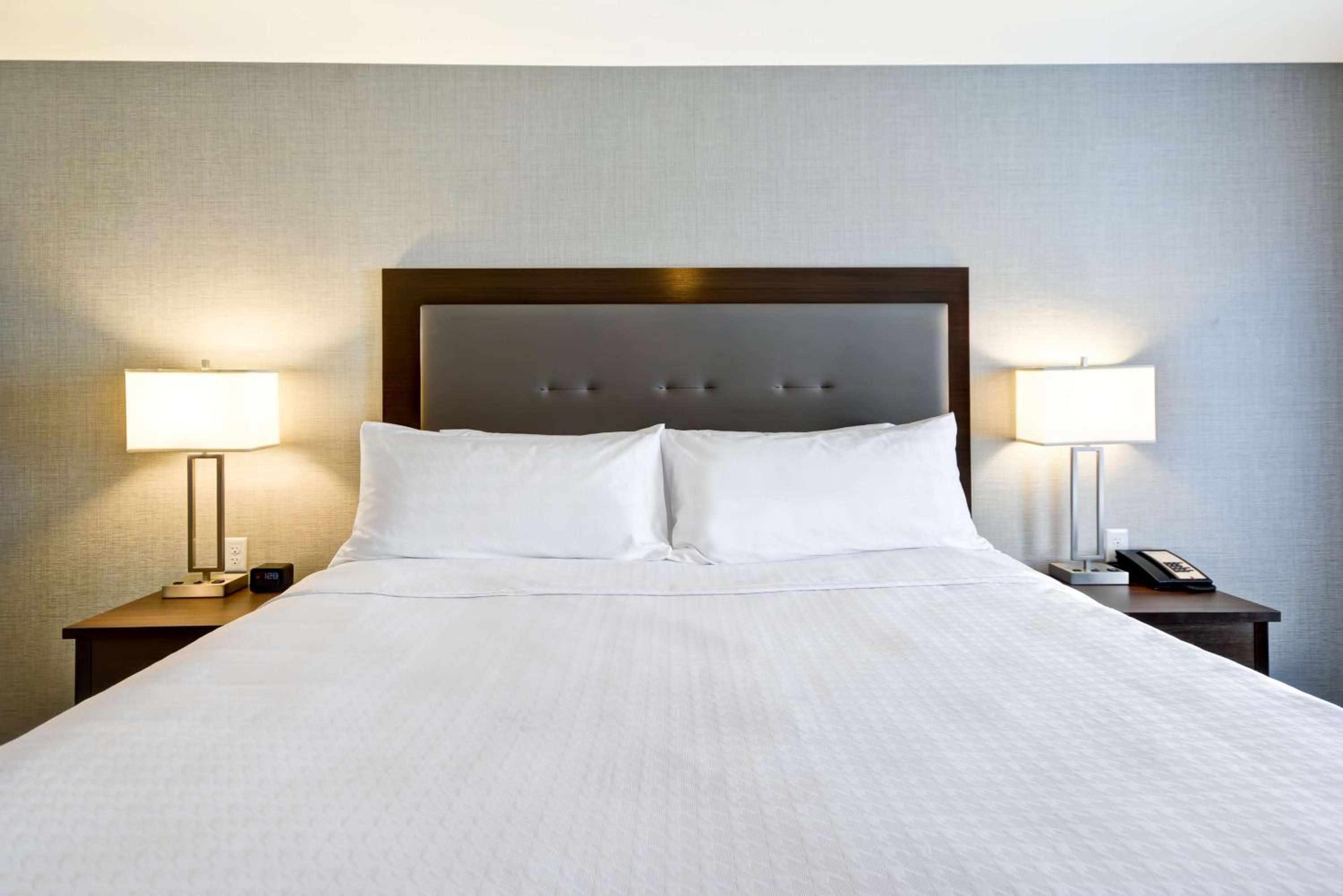 جناح بسرير كينج بغرفة نوم واحدة مع أريكة، Homewood Suites By Hilton Phoenix Tempe Asu Area 5/9