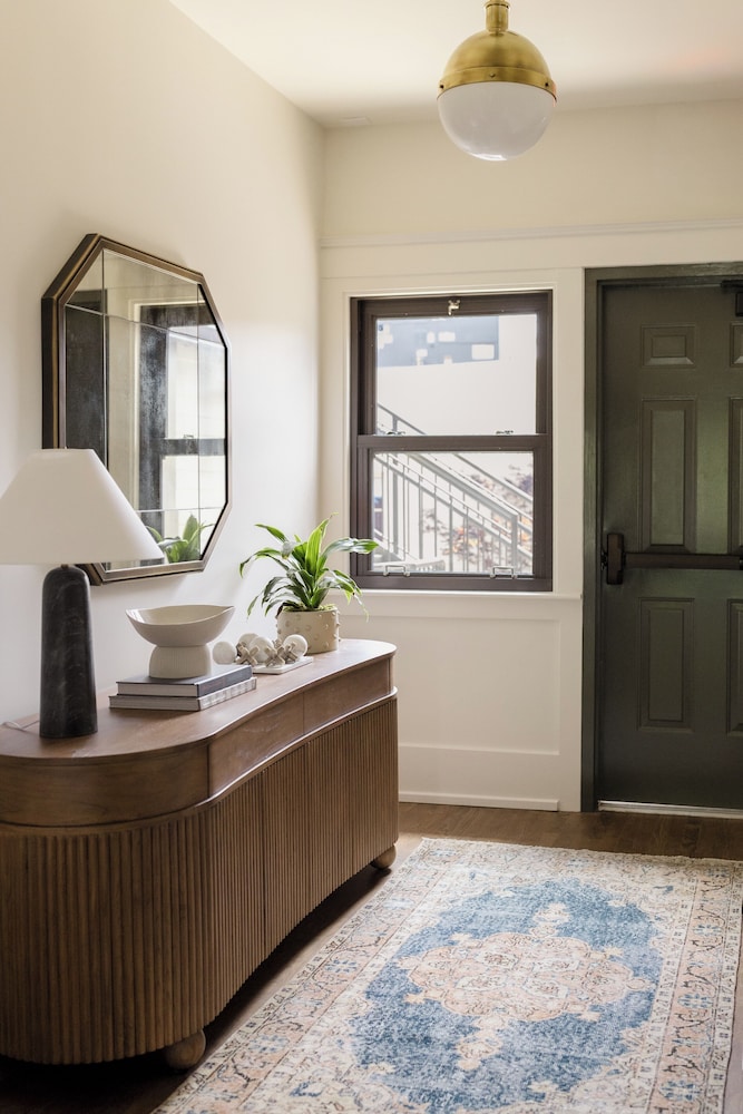 Sylvan Park Boarding House 11/49