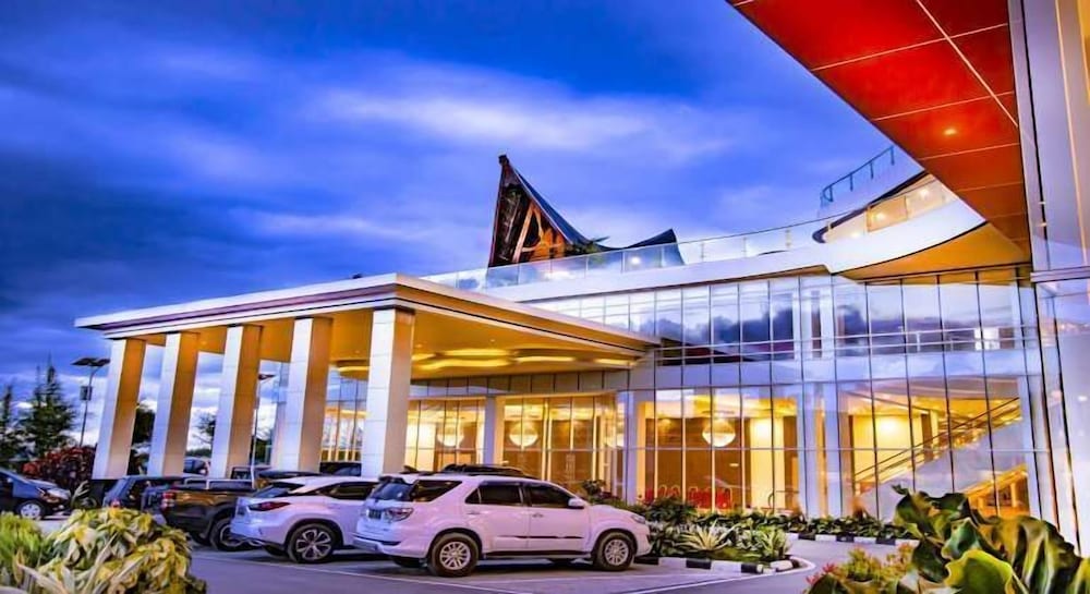 Labersa Toba Hotel and Convention Centre Balige 2/44