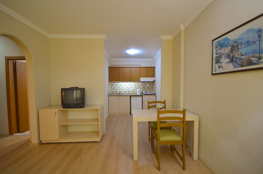SELECT APART HOTEL 30/50