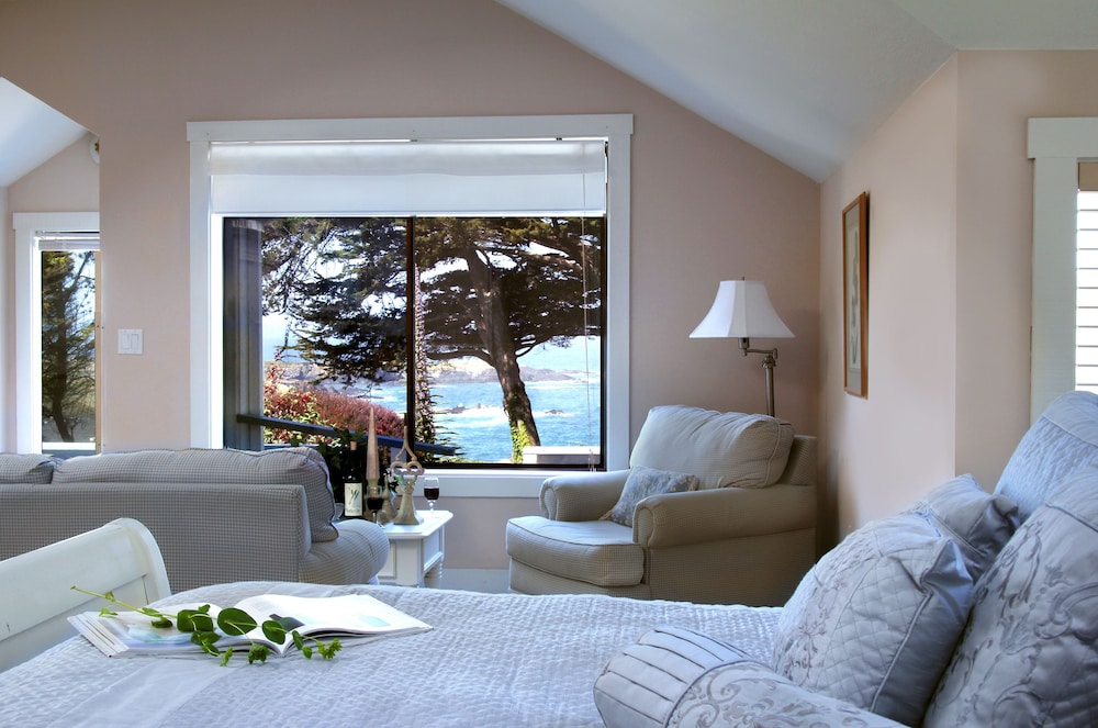 Agate Cove Inn 43/71