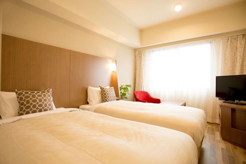 2 ROOMS, STANDARD, TWIN BEDS