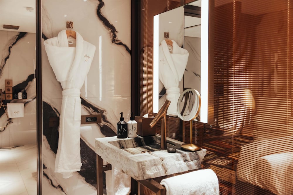 Sax Paris, LXR Hotels & Resorts 7/56