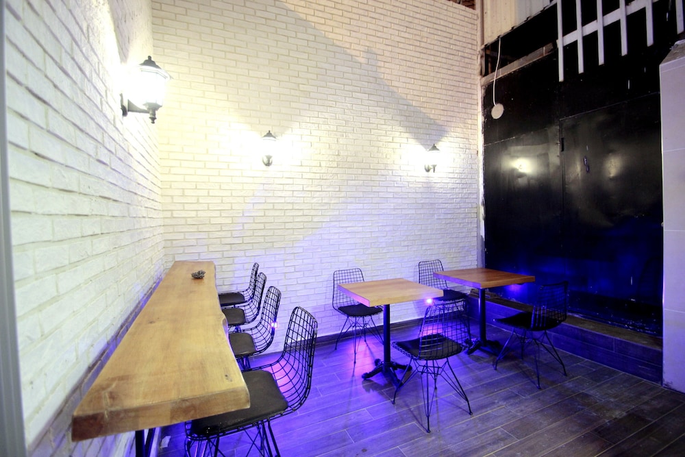 Hira Hotel 40/57