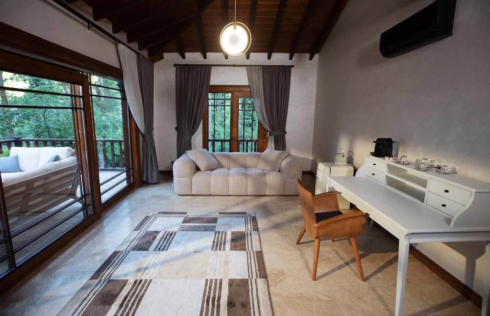 Casa Giallo Managed By Dedeman 11/50