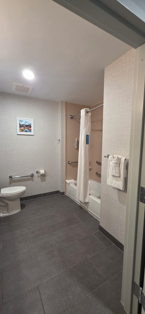 Hampton Inn Suites Craig 33/61
