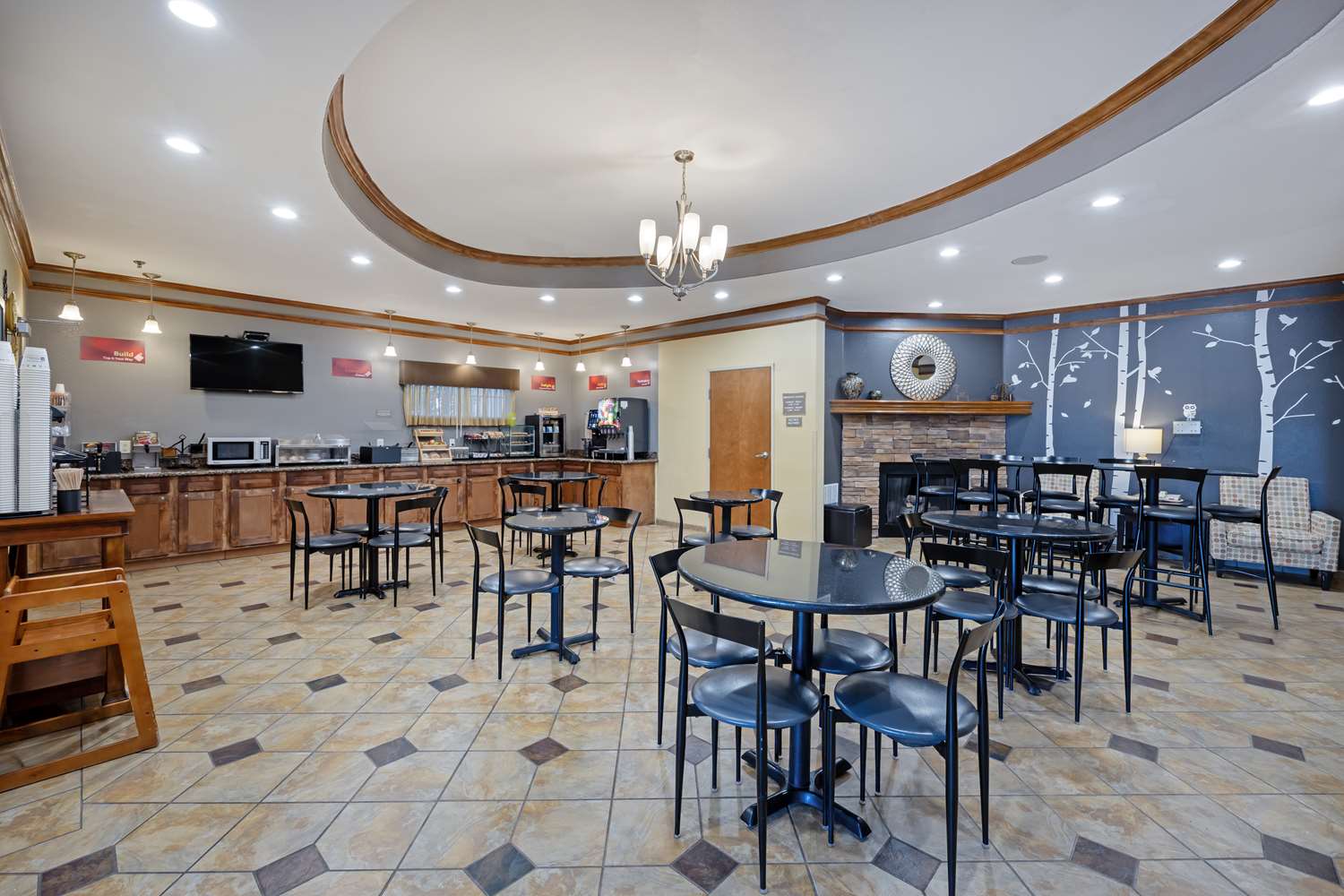 Best Western Plus Guymon Hotel & Suites 24/35