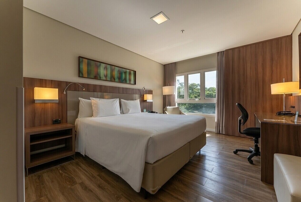 Deville Prime Campo Grande 17/50
