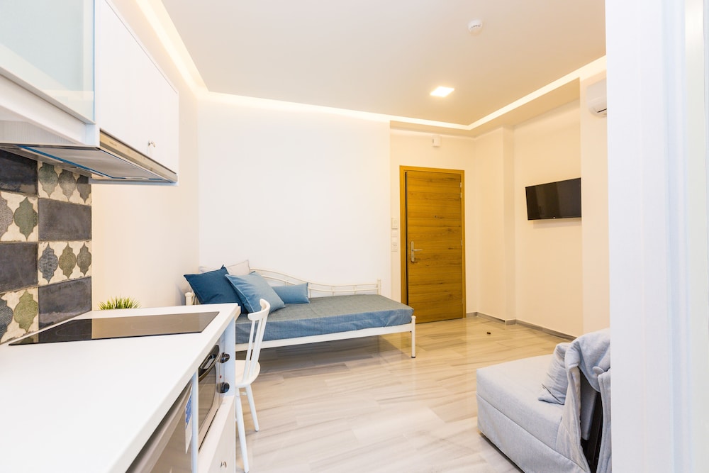 Meltemi Coast Suites 33/68