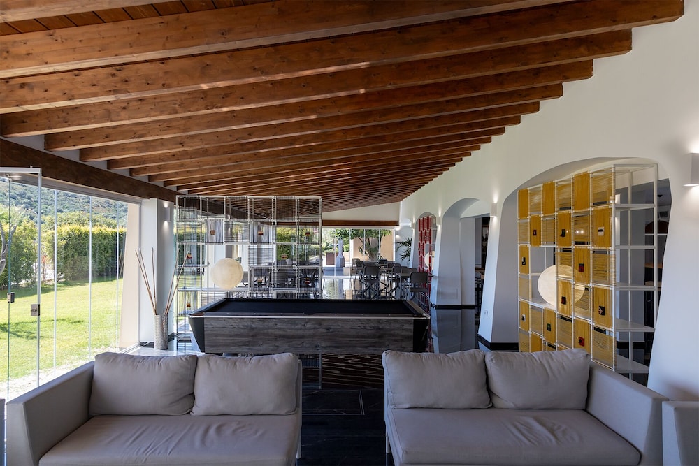 Hotel San Teodoro 48/68