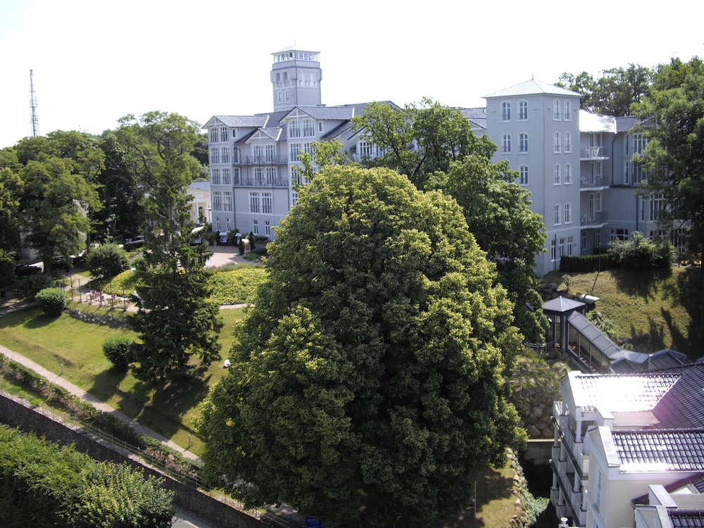 Hotel Hanseatic Rugen and Villen 72/74