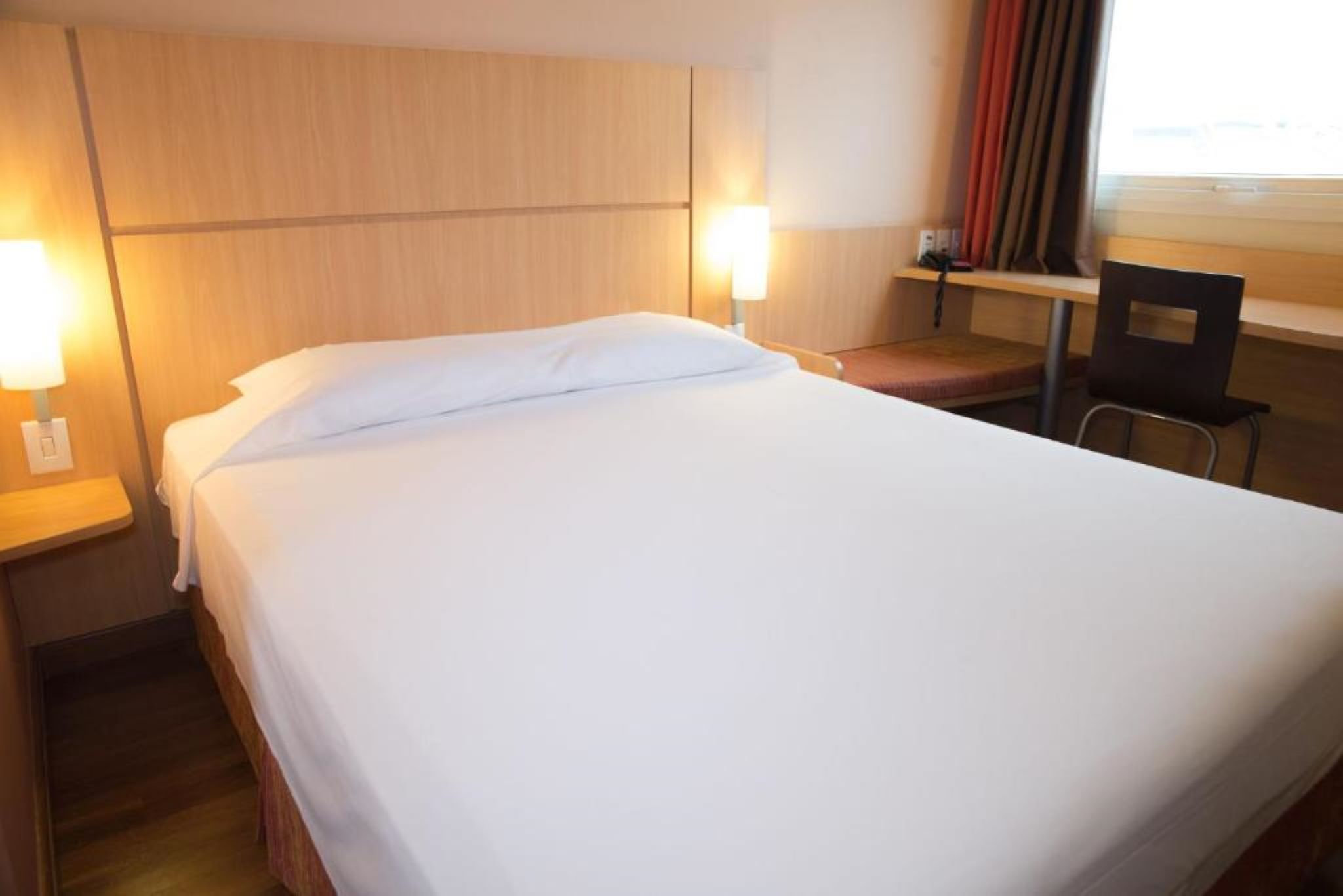 Room, Double Bed, Accessible