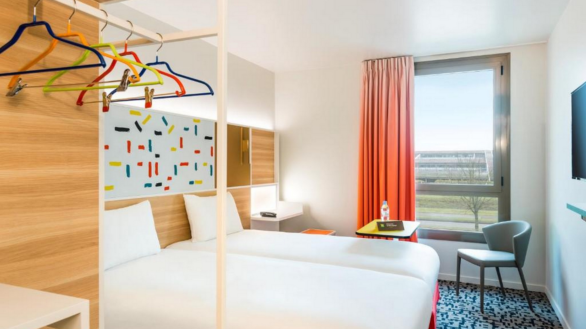 Adjoining, Family Suite, Standard