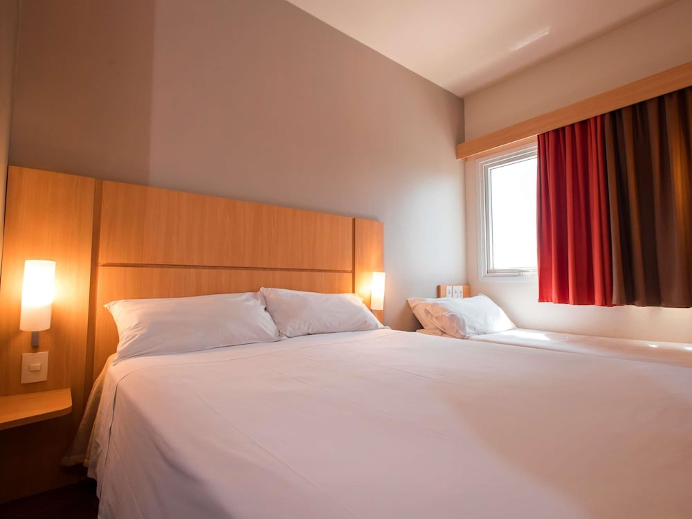 Ibis Presidente Prudente 18/50