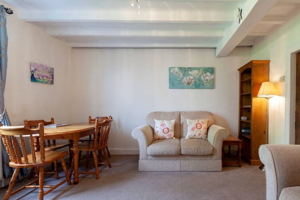 Ceilidh Cottage 33/48