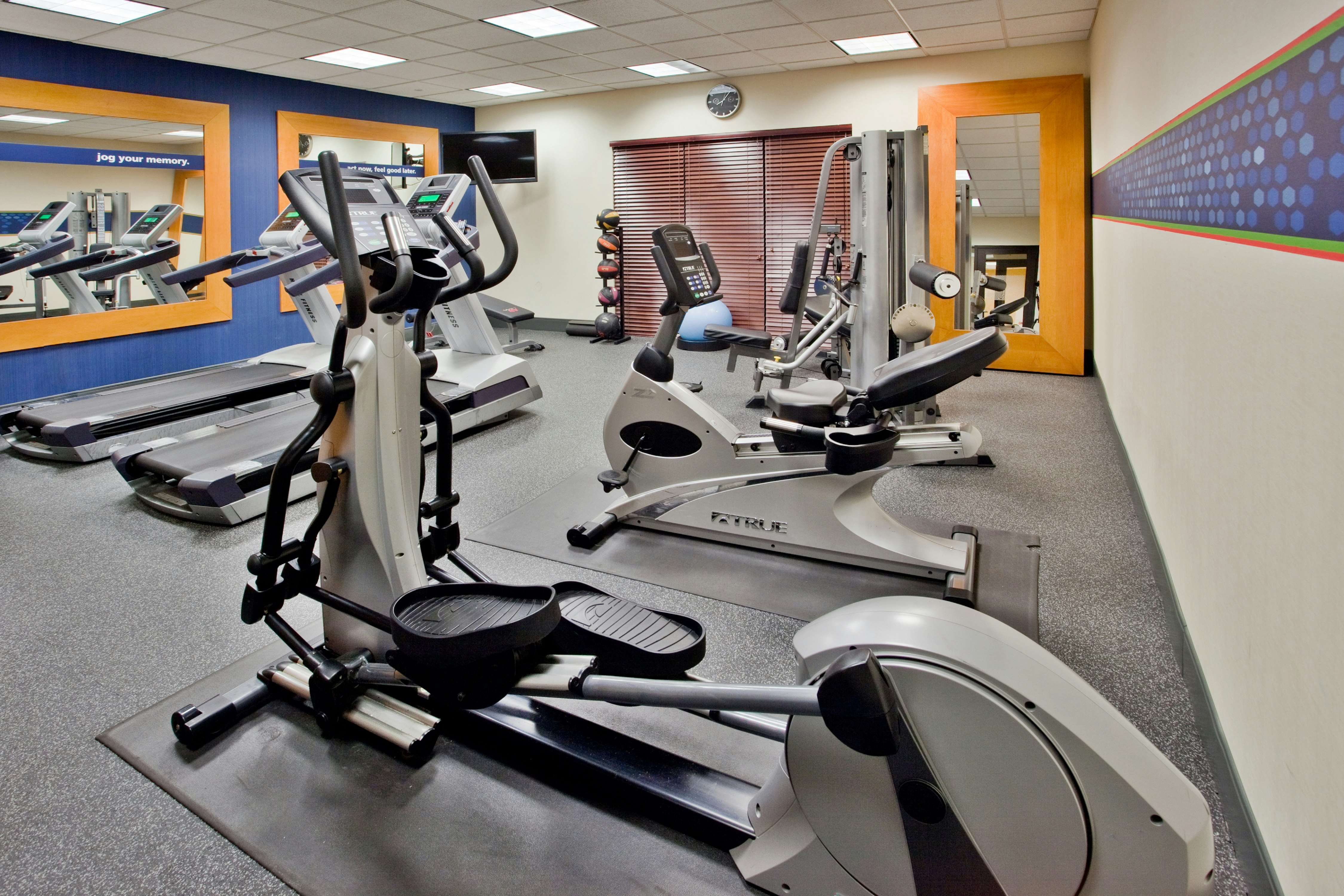 Hampton Inn Suites Atl Six Flags 31/61