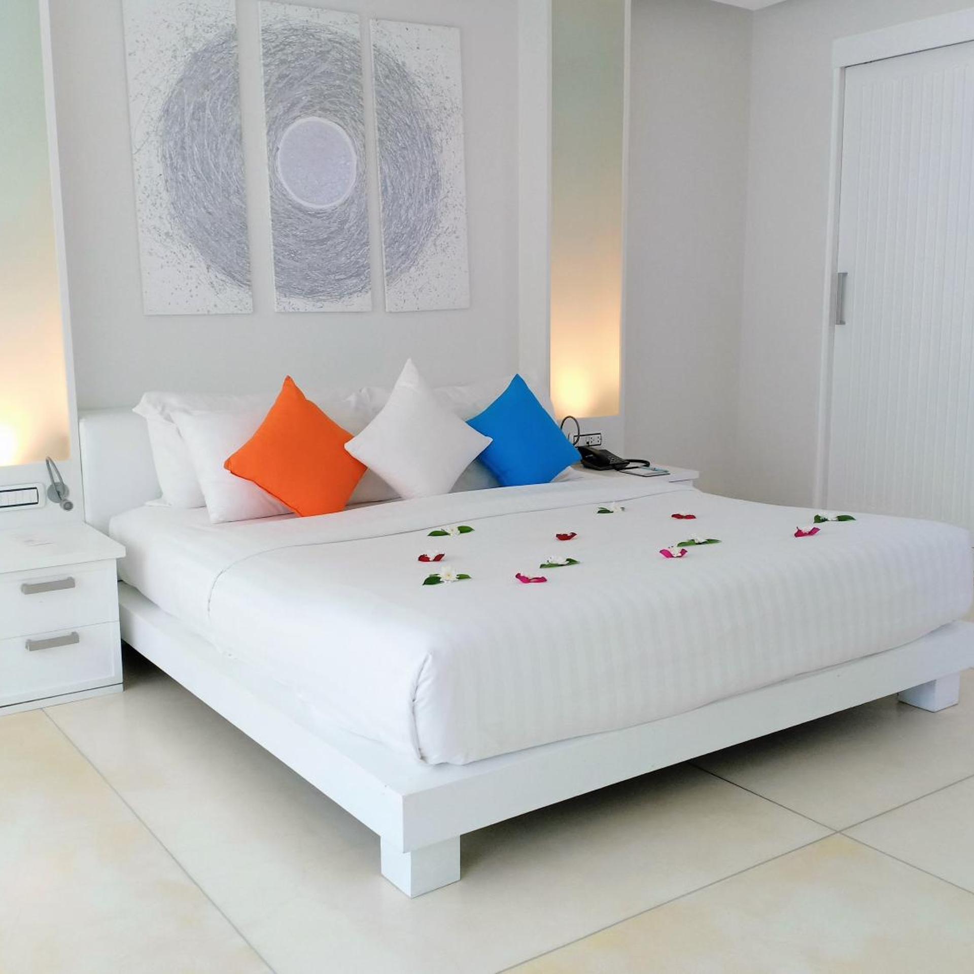 Villa, King Bed, Pool Access