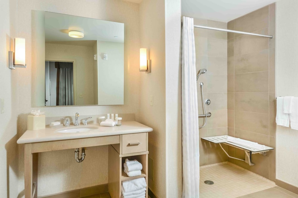 Homewood Suites by Hilton Anaheim Resort - Convention Center 24/44