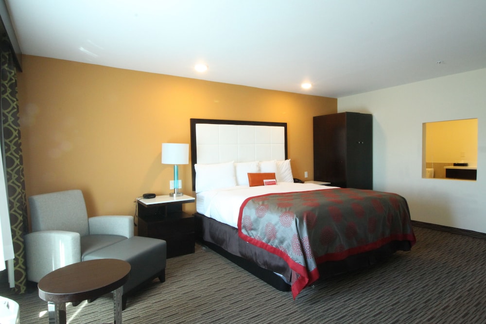 Ramada By Wyndham Culver City 9/49