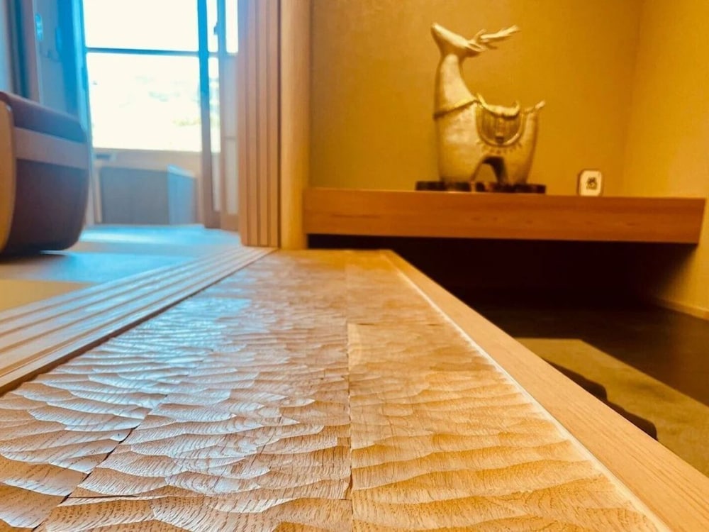 Traditional, 3 Futon Beds, Mountain View