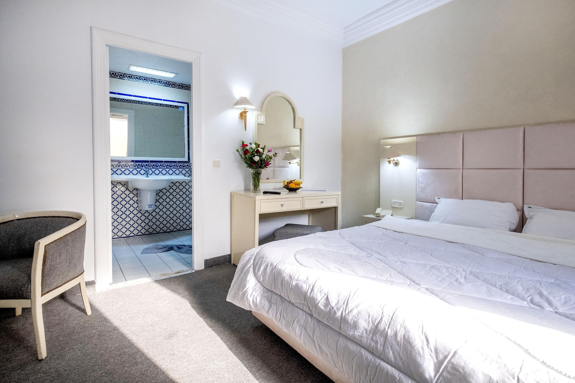 FAMILY, TRIPLE, MULTIPLE BEDS