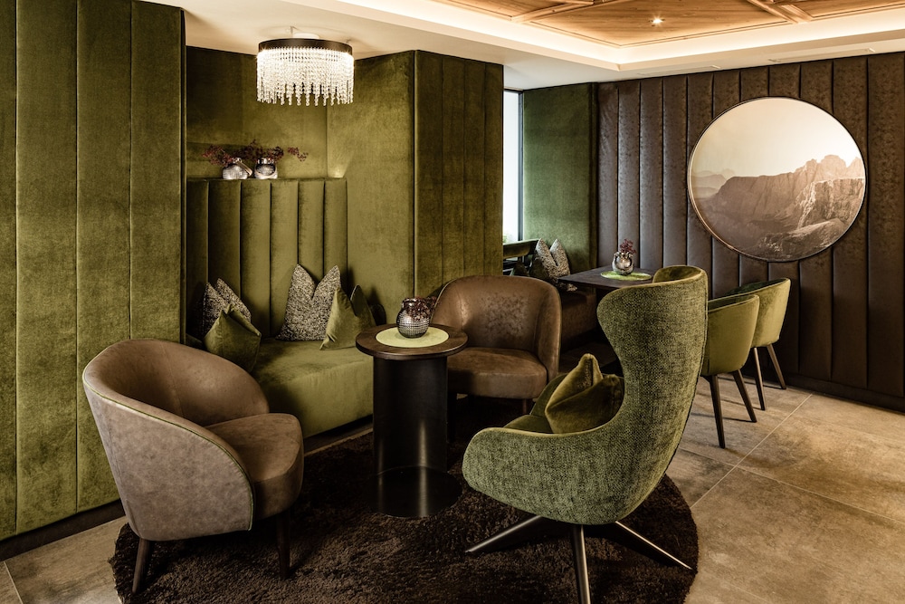Boutique and Fashion Hotel Maciaconi 35/50