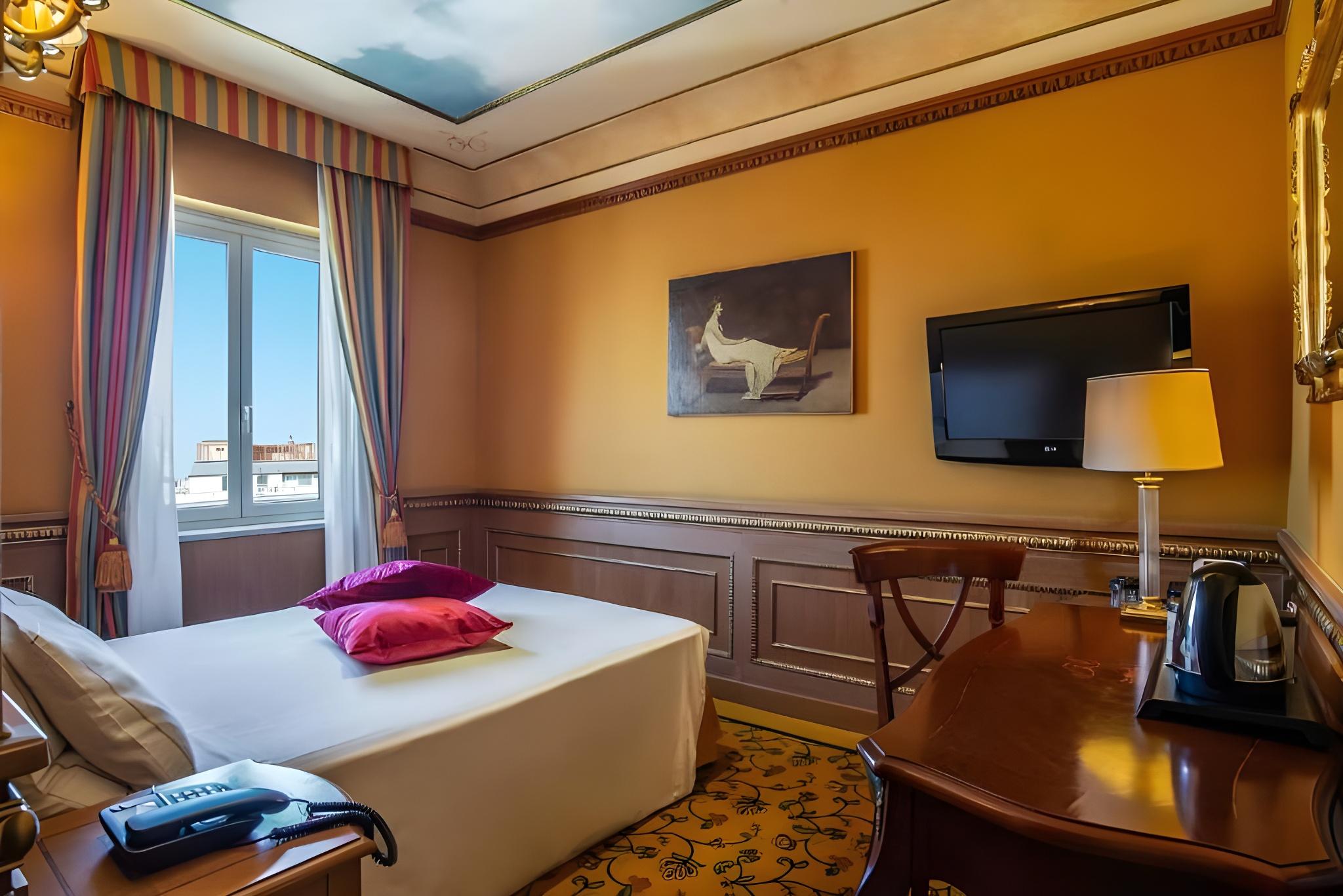 Double Room Deluxe Single Use