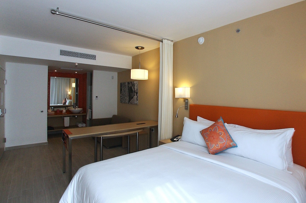 Fiesta Inn and Loft Ciudad del Carmen 10/50