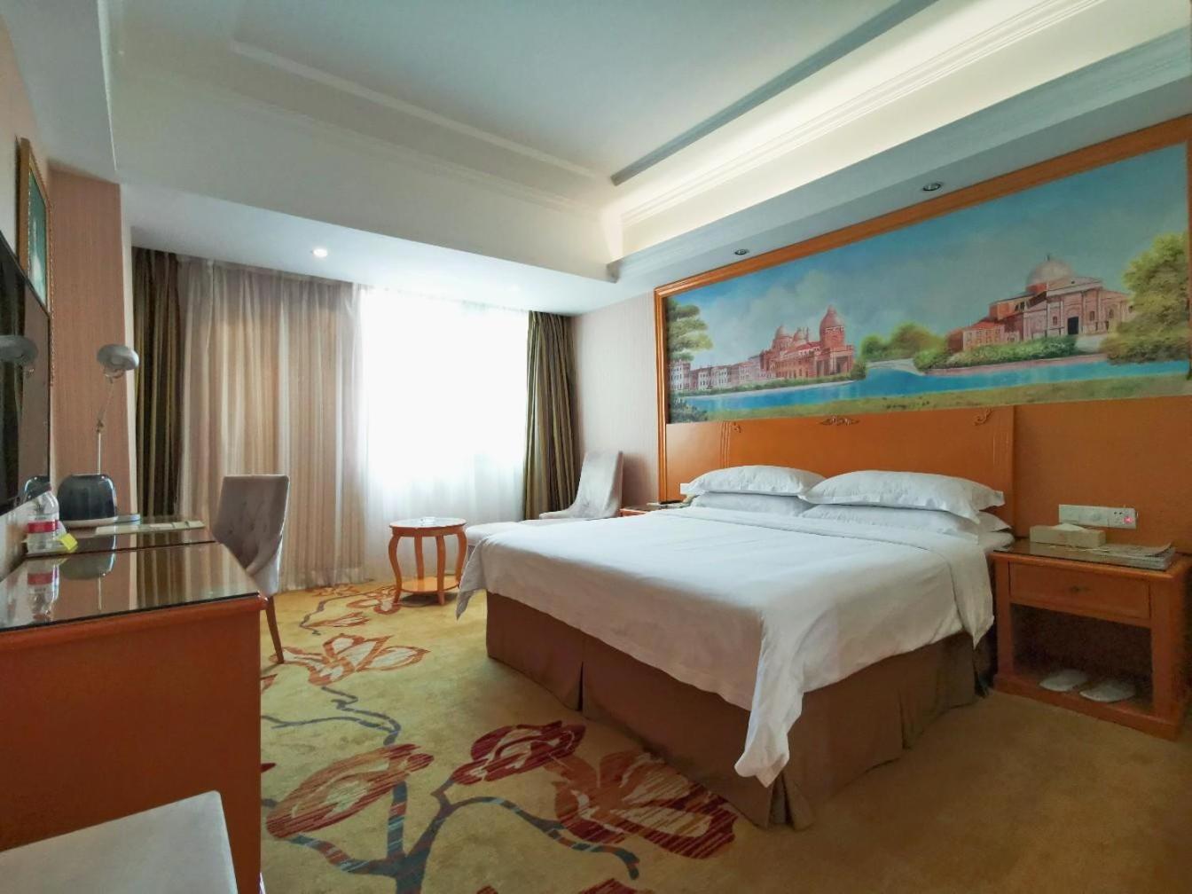 Vienna Hotel (Huizhou Yuanzhou) 22/31