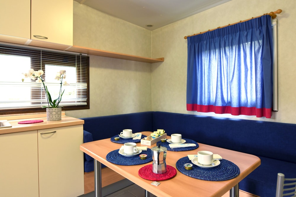 Camping Village Baia Azzurra 48/71