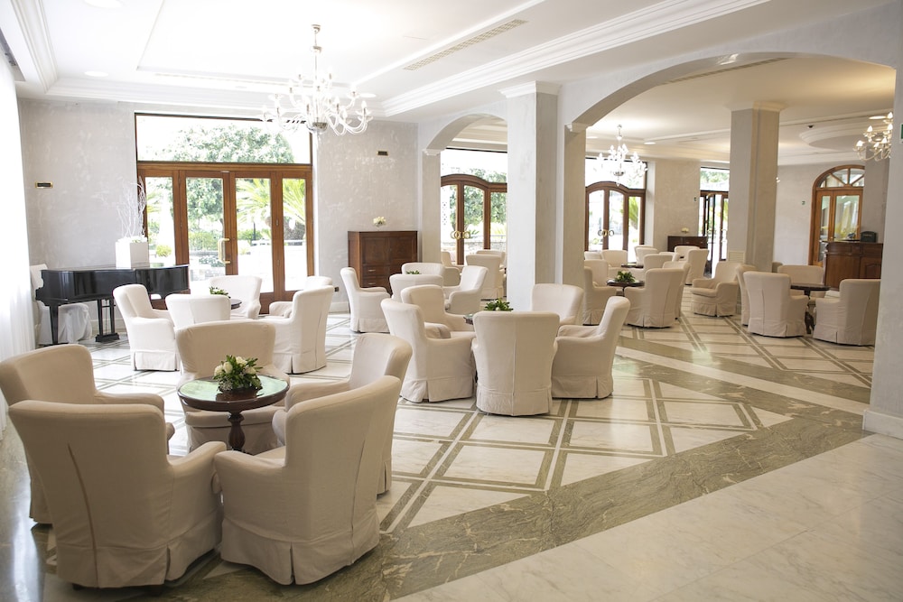 Santangelo Resort & Spa 38/66