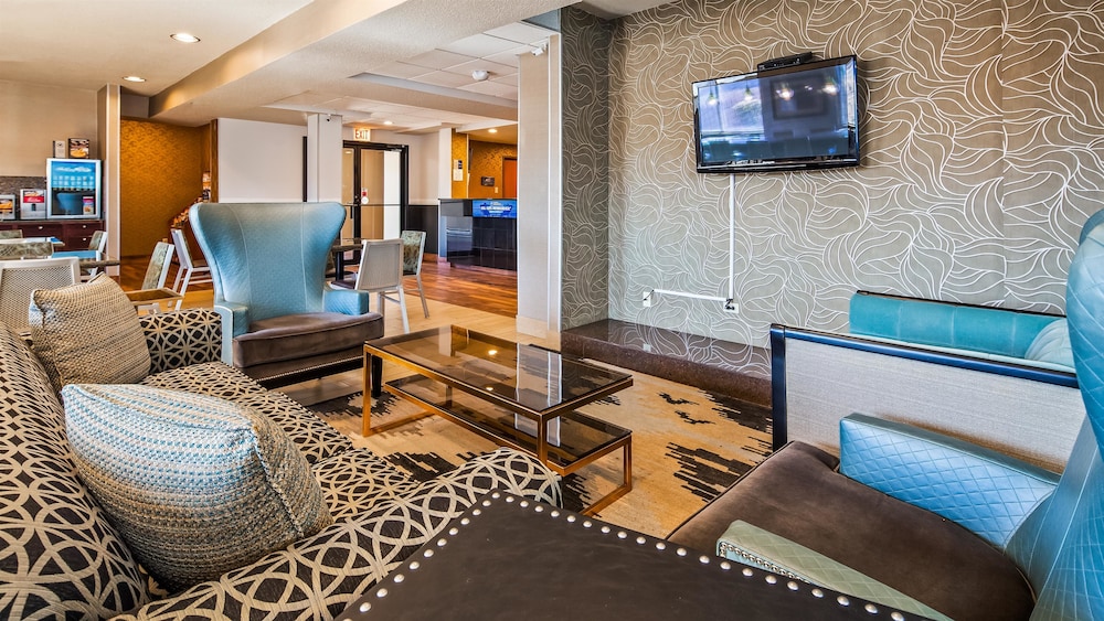 Best Western Des Plaines Inn 24/36
