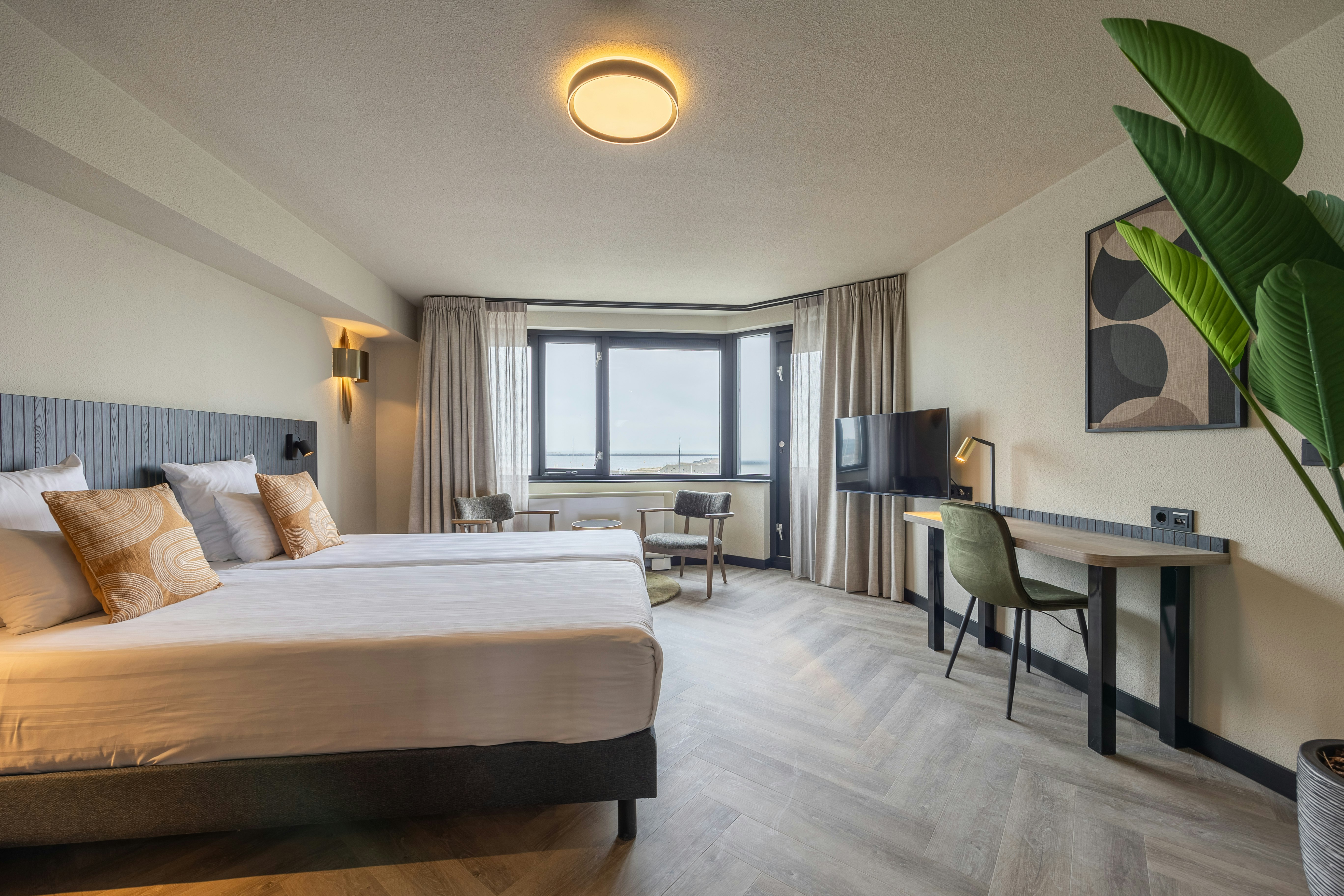 Deluxe Room 1 Twin Bed Renovated