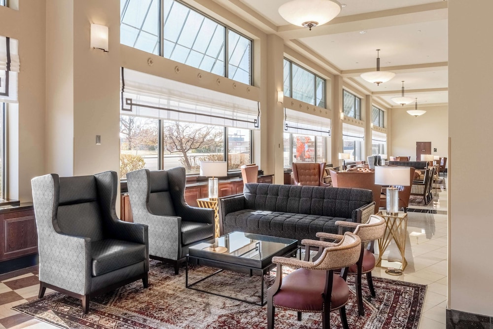 Drury Plaza Hotel Broadview Wichita 34/50