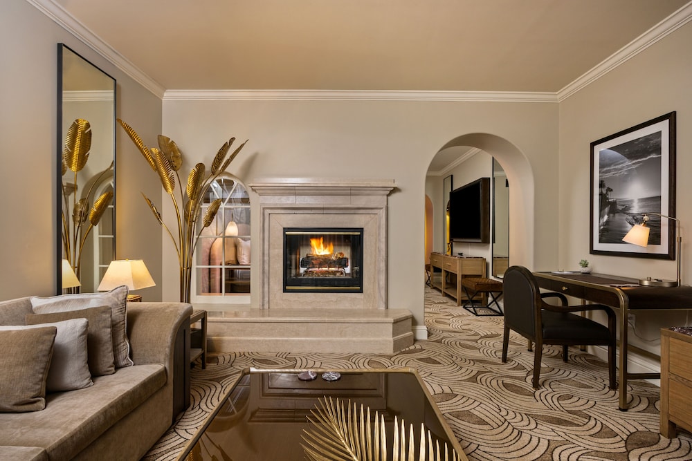Montecito Inn 45/77
