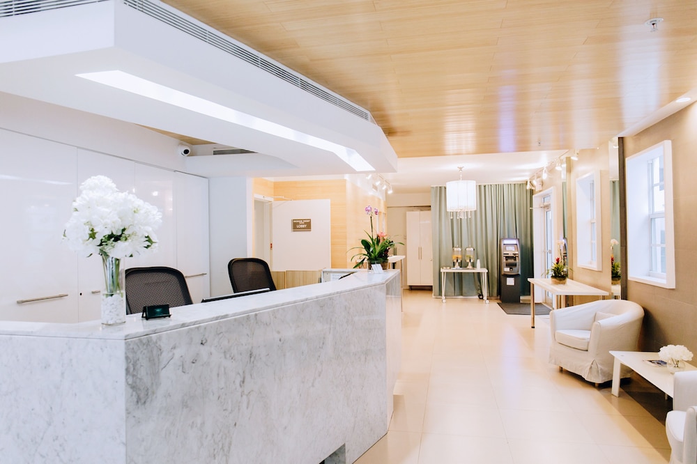Ocean Reef Suites 7/62