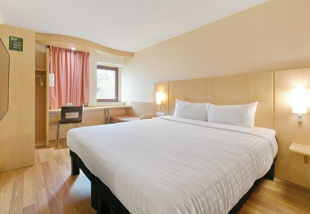 B&B HOTEL Le Mans Centre Cathedrale 15/50