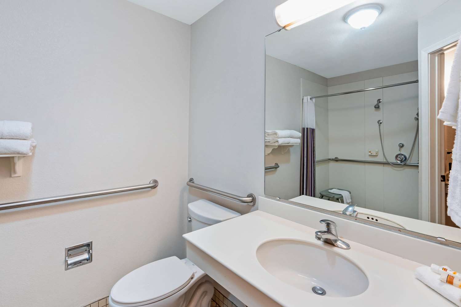 La Quinta Inn Suites By Wyndham Mesa Superstition Springs 50/52