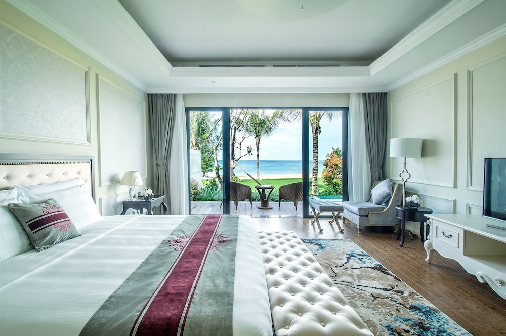 Sheraton Phu Quoc Long Beach Resort 10/67