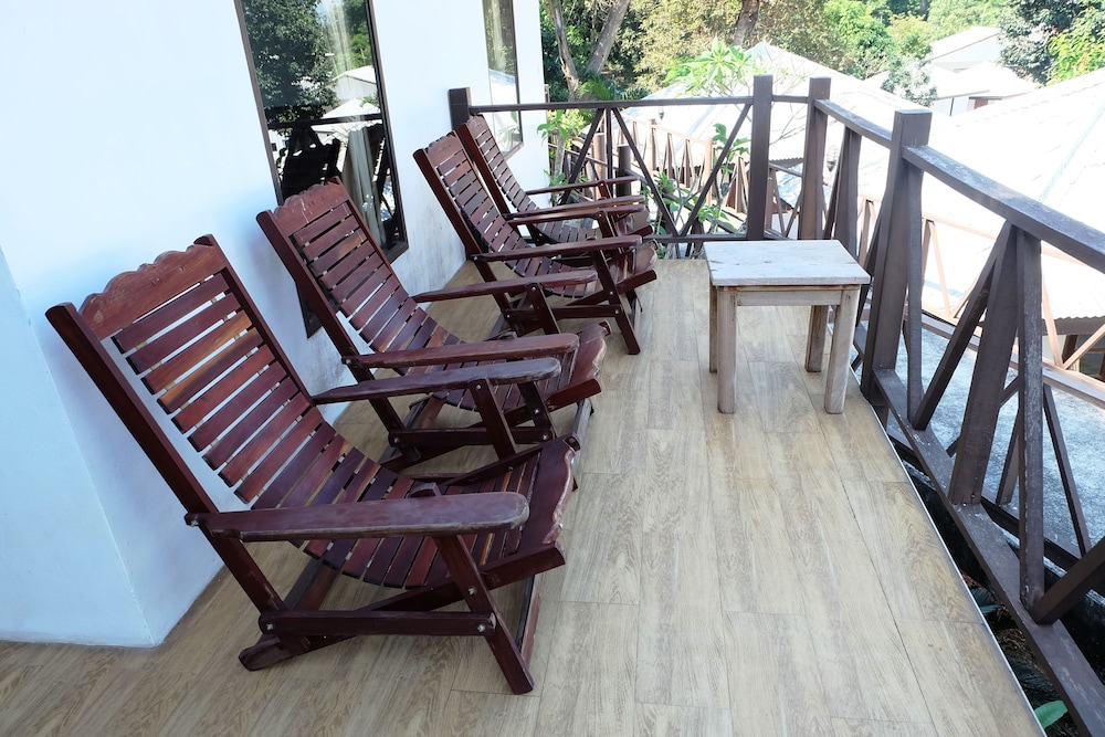 Samed Cliff Resort 44/68