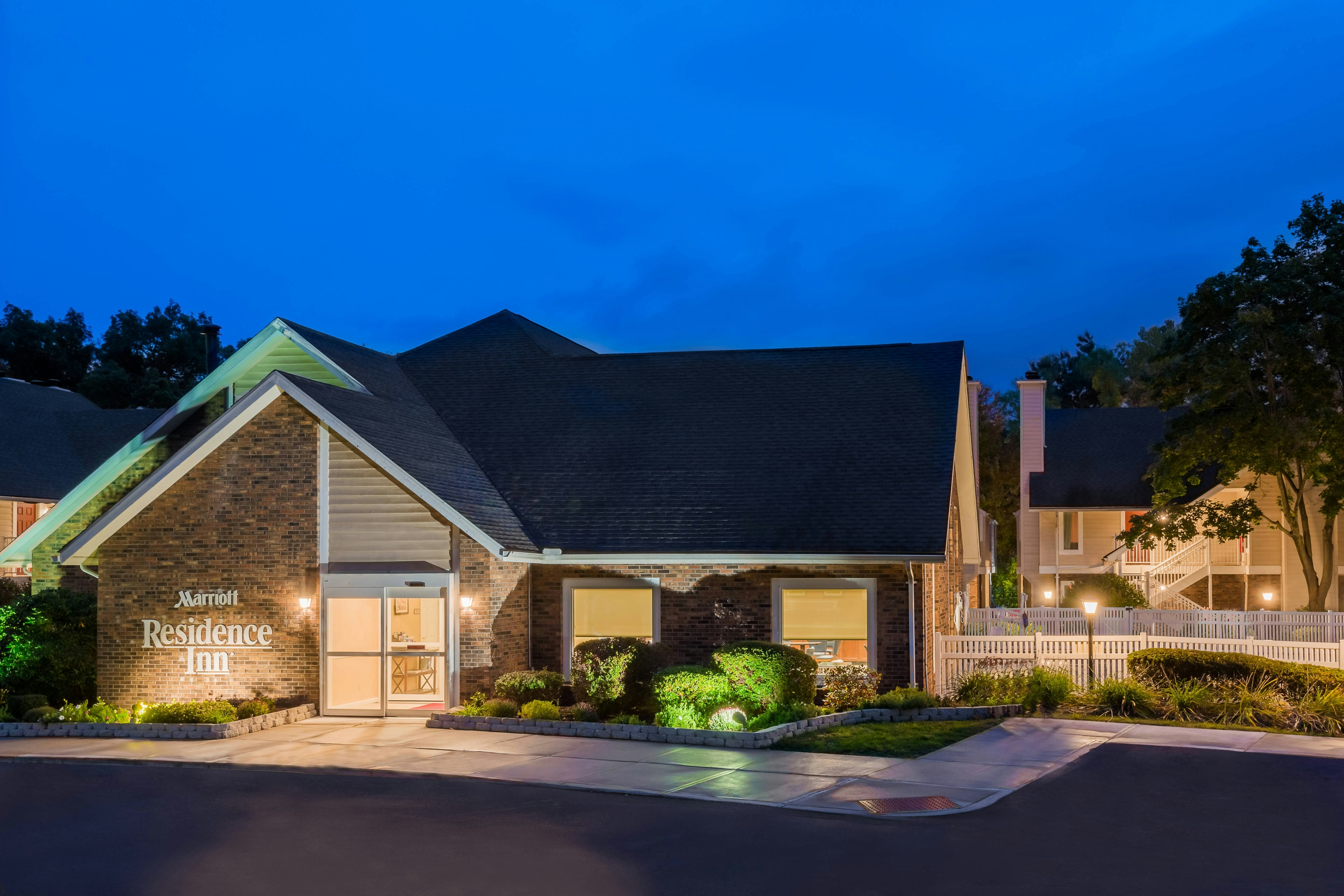 Residence Inn by Marriott Hartford/Windsor 2/30