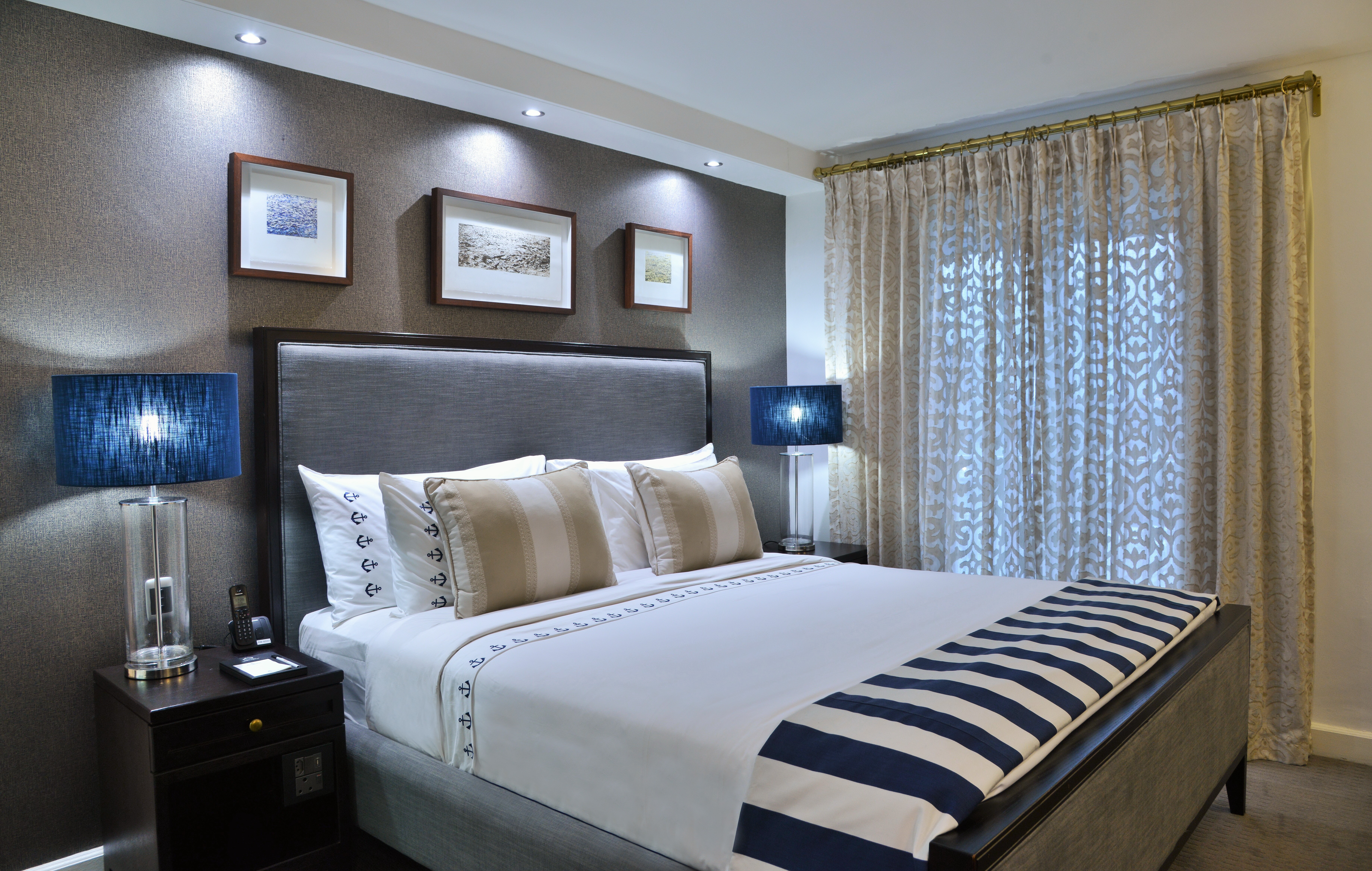 غرفة بسرير كينج، The Commodore Hotel 5/10