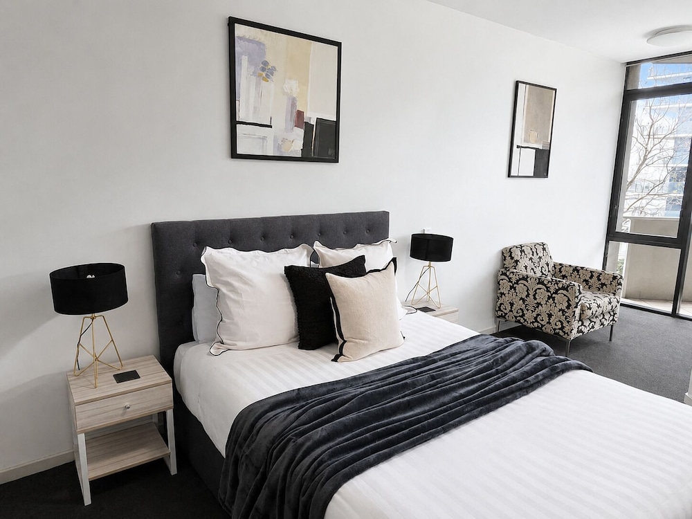 Harbour Escape Apartments 14/49