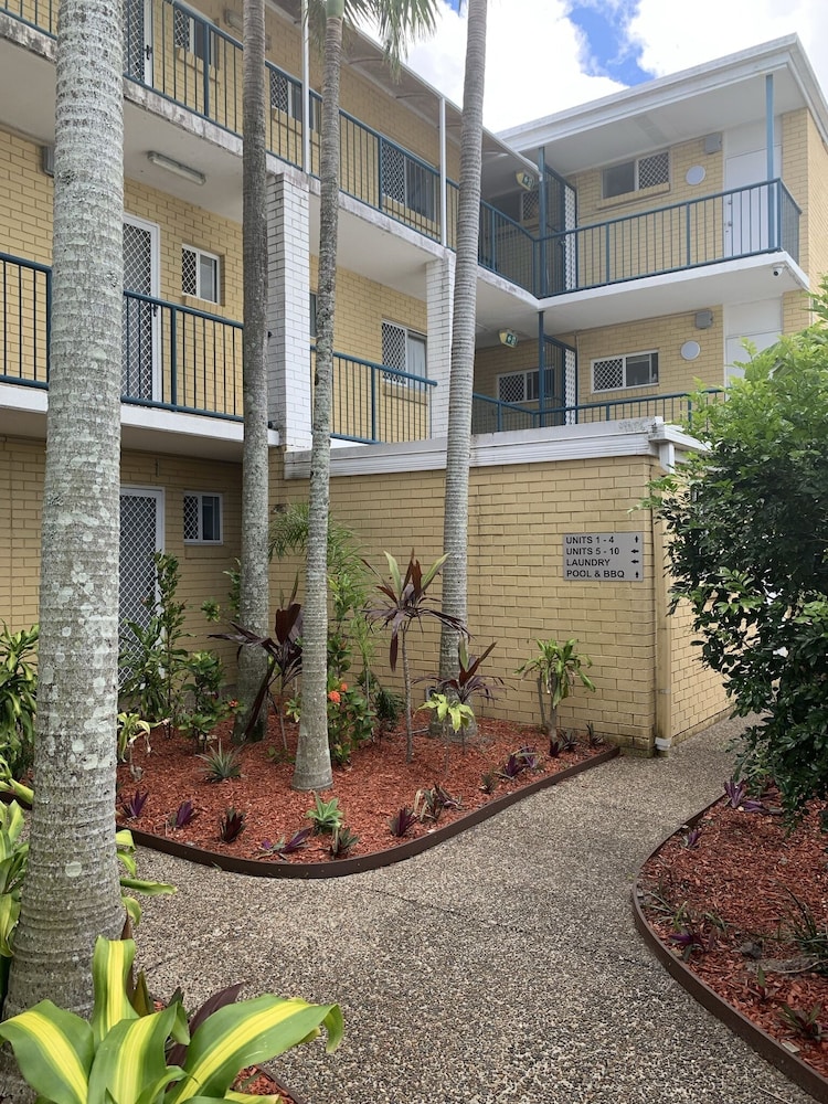 Broadwater Keys 70/72