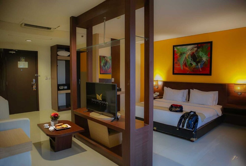 Noormans Hotel Semarang 31/69
