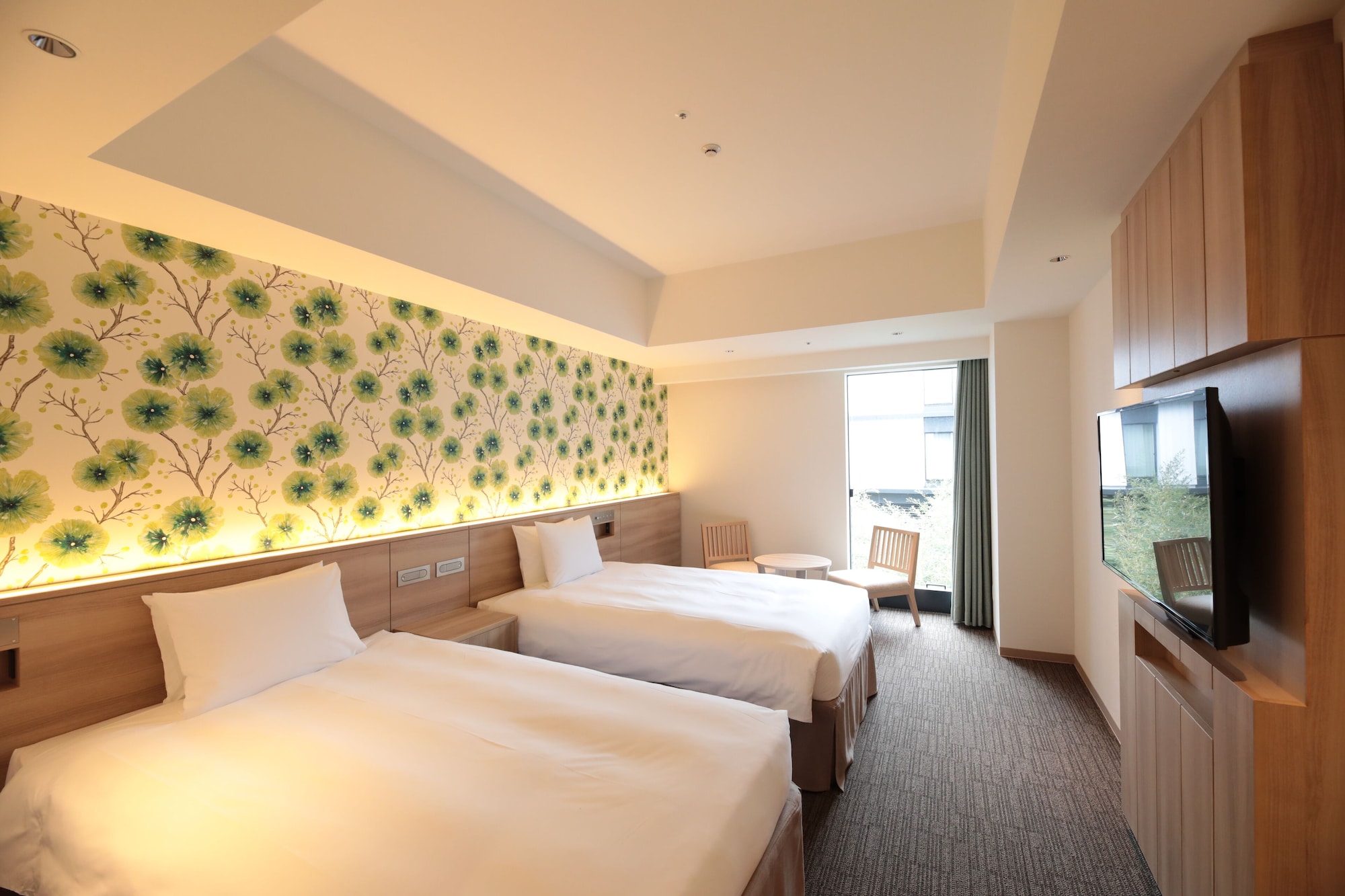 ROOM, TWIN BEDS