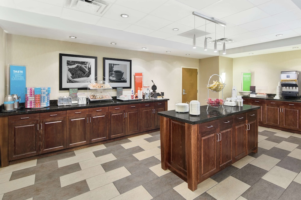 Lobby at Hampton Inn Columbus South Fort Moore, COLUMBUS - GA