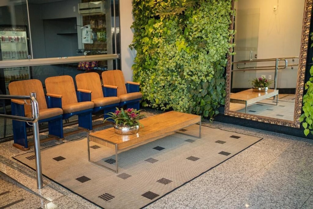 Hotel Atlas Sete Lagoas 28/42