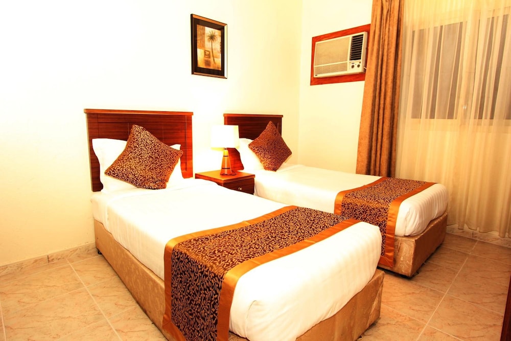 بنايه خليفه(Khalifa Tower Hotel Apartments) 30/69