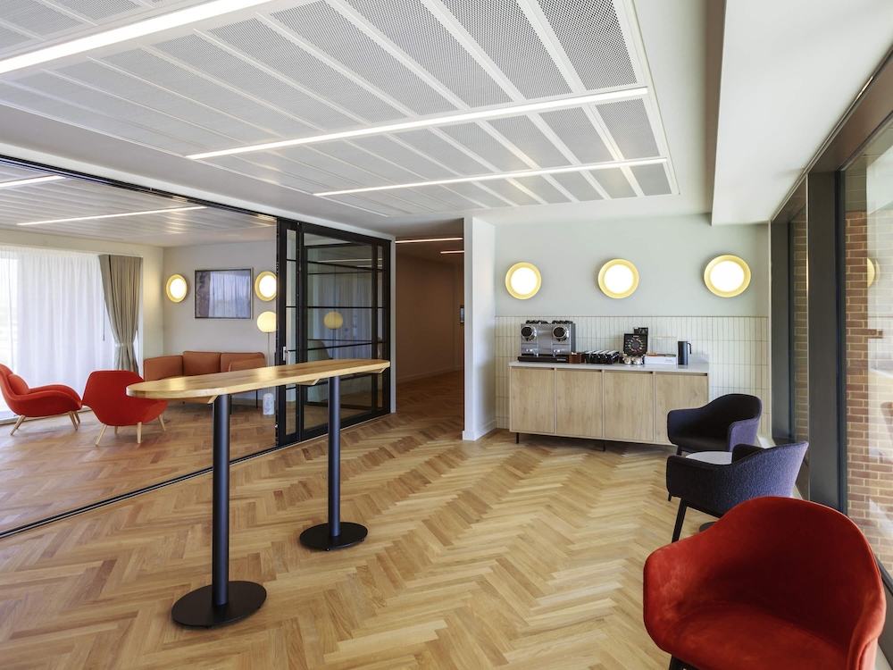NOVOTEL CAMBRIDGE NORTH 4/70